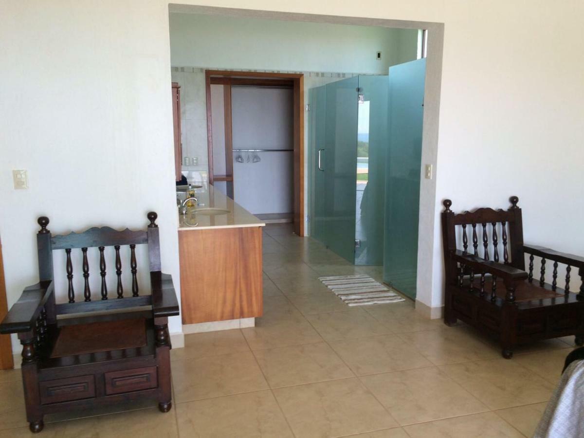 Playa Limoncito Hills: Beachfront Villas with Private or Shared Pools Exterior photo