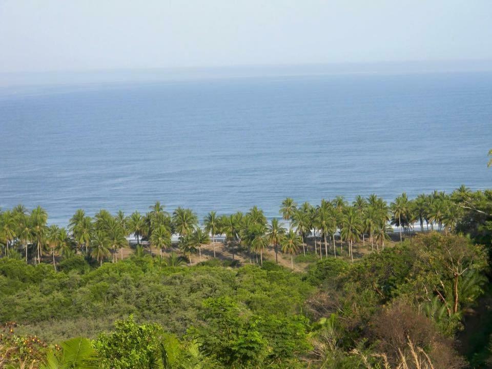 Playa Limoncito Hills: Beachfront Villas with Private or Shared Pools Exterior photo