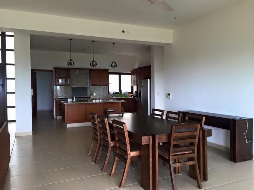Playa Limoncito Hills: Beachfront Villas with Private or Shared Pools Exterior photo